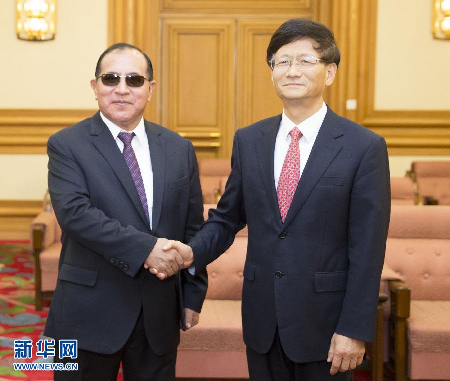 9月5日，中共中央政治局委員、中央政法委書記孟建柱在北京會(huì)見秘魯最高法院院長(zhǎng)維克托·盧卡斯·蒂科納。 新華社記者 黃敬文 攝 