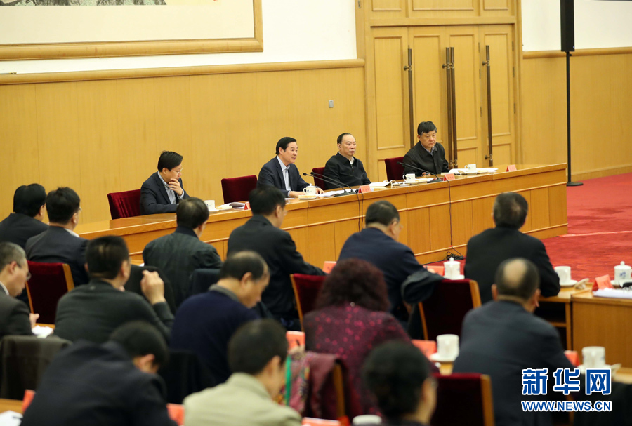 3月23日，治國理政論壇“‘四個全面’戰(zhàn)略布局系列理論研討會”首場研討會在北京召開，中共中央政治局委員、中央書記處書記、中宣部部長劉奇葆出席會議并講話。新華社記者 劉衛(wèi)兵 攝
