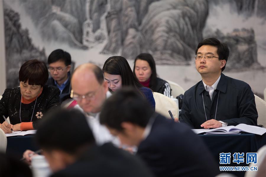 （圖文互動(dòng)·聽民意 匯民智）（1）凝聚共識 提振信心——2018年國辦“旁聽”全國兩會(huì)記事