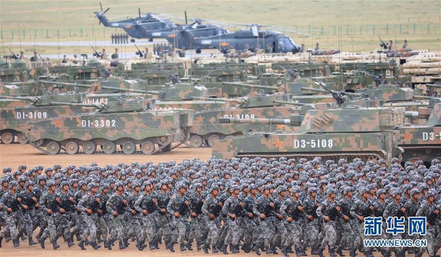 （新華全媒頭條·強軍思想引領(lǐng)新征程·圖文互動）（5）那一刻，我們光榮接受檢閱