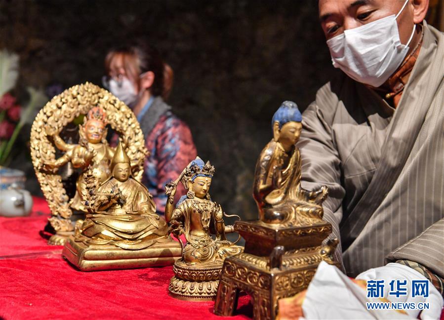(圖文互動(dòng))(7)布達(dá)拉宮“云展覽”讓網(wǎng)友“宅家”細(xì)品雪域千年國(guó)寶