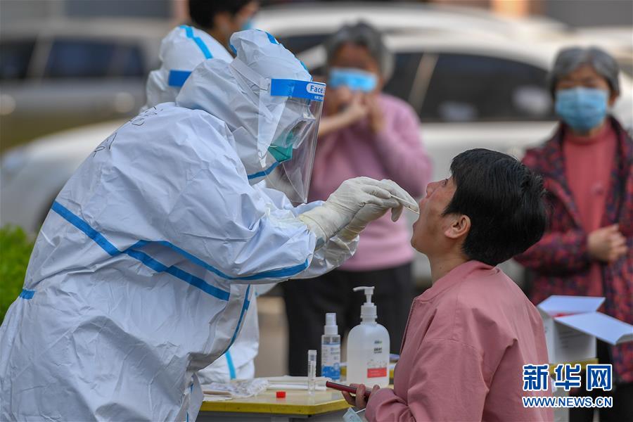 （新華全媒頭條·兩會精神看落實·圖文互動）（5）整體謀劃、系統(tǒng)升級、全面提升——落實全國兩會精神織牢織密公共衛(wèi)生防護網(wǎng)