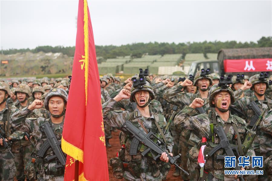 （在習近平強軍思想指引下·我們在戰(zhàn)位報告·圖文互動）（1）千里移防，鐵心跟黨走——南部戰(zhàn)區(qū)陸軍第75集團軍某紅軍旅政治建軍、練兵備戰(zhàn)記事