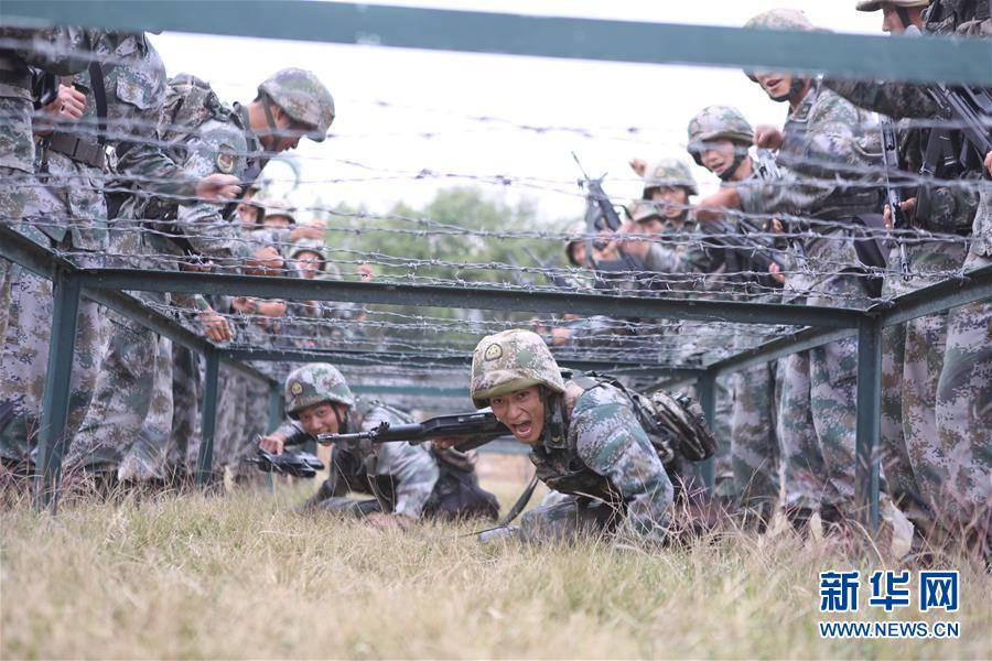 （在習近平強軍思想指引下·我們在戰(zhàn)位報告·圖文互動）（3）千里移防，鐵心跟黨走——南部戰(zhàn)區(qū)陸軍第75集團軍某紅軍旅政治建軍、練兵備戰(zhàn)記事