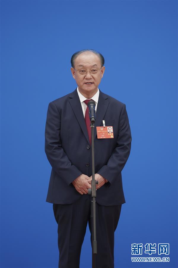 （兩會(huì)·政協(xié)開(kāi)幕）（2）接受采訪(fǎng)