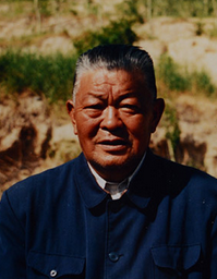 尕布龍語錄：權(quán)力來自百姓，只能服務(wù)于百姓