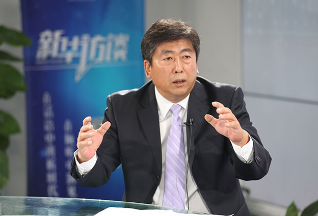 最根本的就是錢從哪里來、人往哪里去。