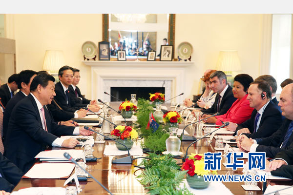 11月20日，中國國家主席習(xí)近平在惠靈頓同新西蘭總理約翰·基舉行會(huì)談。 新華社記者 馬占成 攝