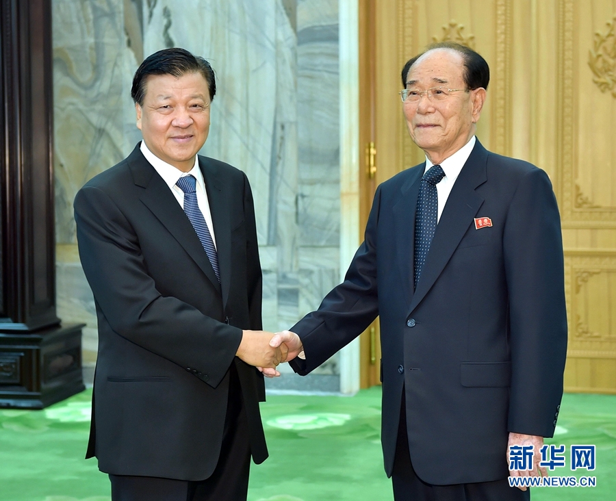 10月10日，正在朝鮮訪問的中共中央政治局常委、中央書記處書記劉云山在平壤會見朝鮮勞動黨中央政治局常委、最高人民會議常任委員會委員長金永南。 新華社記者 李濤 攝