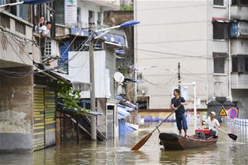 洪水來(lái)時(shí)，那暖心的民間救援